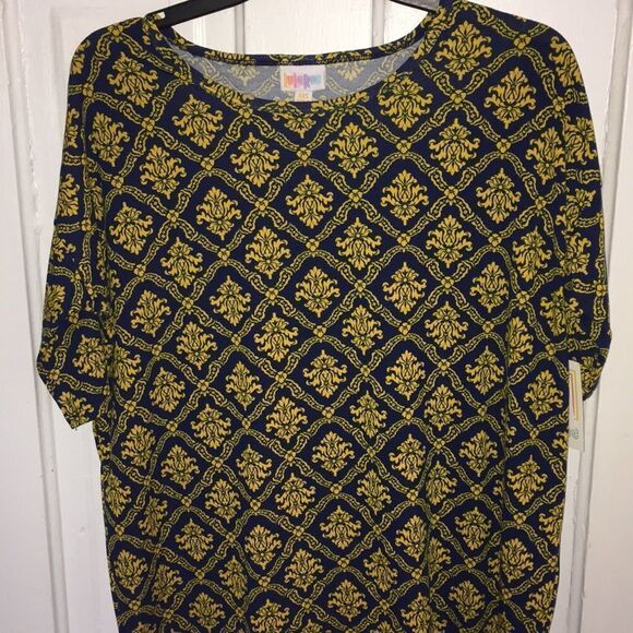 Xxs LuLaRoe Irma Tunic - Picture 1 of 3